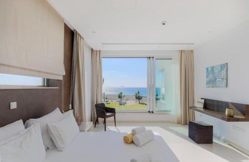 Ayia Napa Villa | Beachfront Luxury Villa Glory
