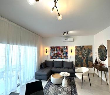Egkomi Apartment | -Mari- Cozy Stay at Engomi Near UNIC