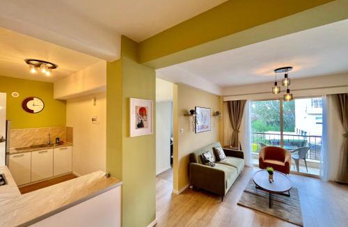Potamos tis Germasogeias Apartment | Tropical Cozy 1 - Bedroom Apartment