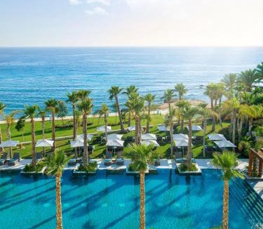 Paphos Hotel | Amavi, MadeForTwo Hotels - Paphos