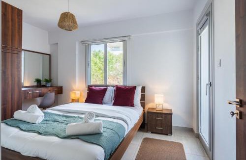 Larnaca Apartment | Kraken 2-BR Apartment by Makenzy Beach
