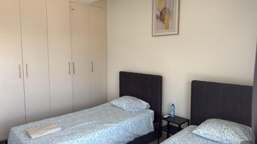 Larnaca City Centre Apartment | Unique City Center Rooms, 150m from Chabad Lubavitch