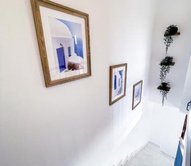 Universal Apartment | Large 2-bedroom townhouse with patio, 200Mbps WiFi