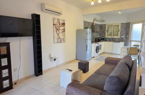 Pyrgos Apartment | Limassol Star 6