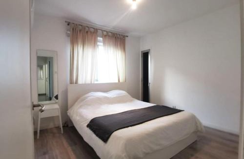 Lykabittos Apartment | Naxou Modern Residence By Staycom