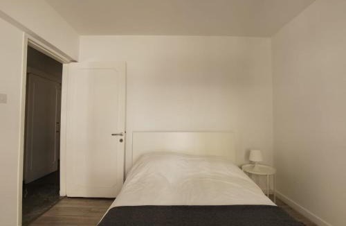 Lykabittos Apartment | Naxou Modern Residence By Staycom