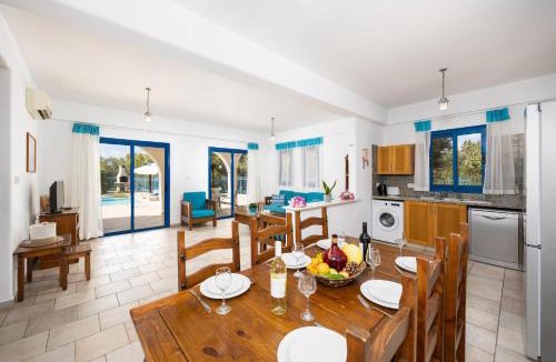 Agios Georgios Pegeias Villa | Villa Ermis