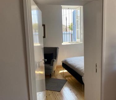 Nicosia Apartment | ToHaniMou - Kamara Medium Studio
