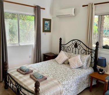 Kapparis Apartment | Detached Cozy Studio