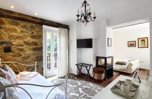 Pedhoulas Bed & Breakfast | Aristotelio Boutique Hotel