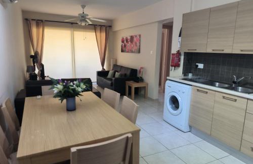 Kiti Apartment | 2 Bed Apartment in Kiti with Communal Pool