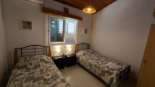 Pervolia Apartment | Comfortable 2BR Seaside House & Free Parking