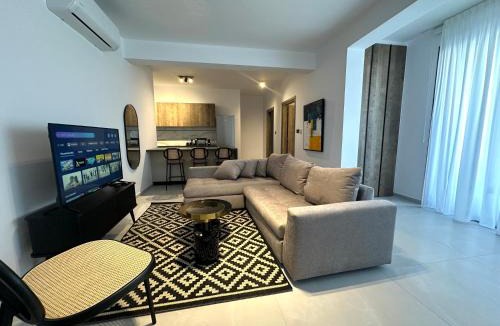 Lakatamia Apartment | 204 Lux Suites Level2 Tower 206