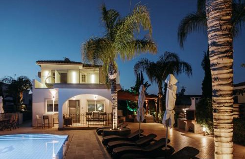 Ayia Thekla Villa | Sunset Villa private complex heated pool
