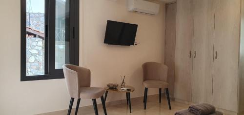Pelentri Apartment | Chic Elegance Meets Village Gem