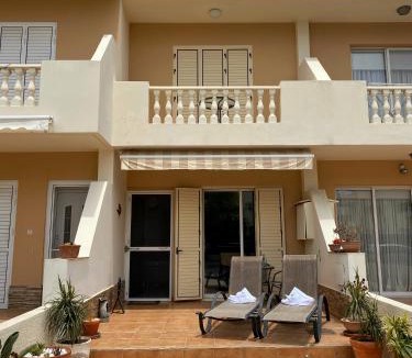 Universal Apartment | Spitaki
