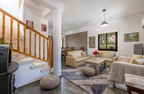 Trimiklini House | JP Pool House
