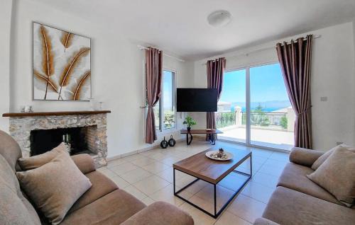 Latchi House | Gorgeous Home In Neo Chorio With Wifi