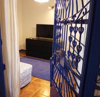 Germasogeia Apartment | Kalimera A Lovely 1-bedroom rental with ensuite and Kitchen