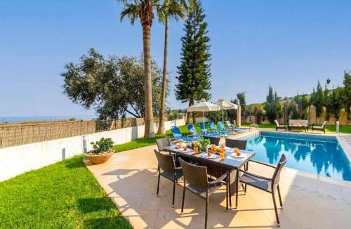 Latchi Villa | Villa Fostira
