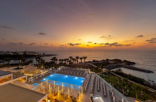 Kissonerga Hotel | Queens Bay Hotel