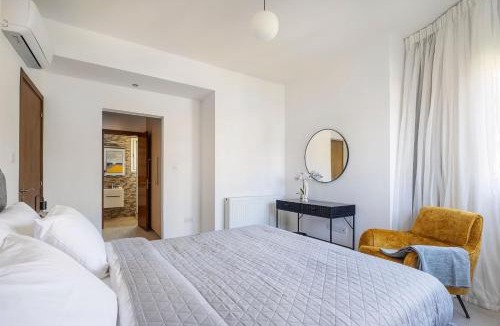 Agios Tychon Villa | Agios Tychon Luxury Villa with Private Pool