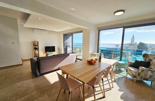 Larnaca City Centre House | Dios Ponte Finikoudes Beachfront