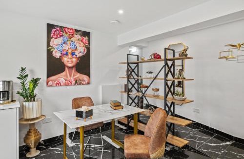 Larnaca City Centre Apartment | Lazuli Hermes Apartments