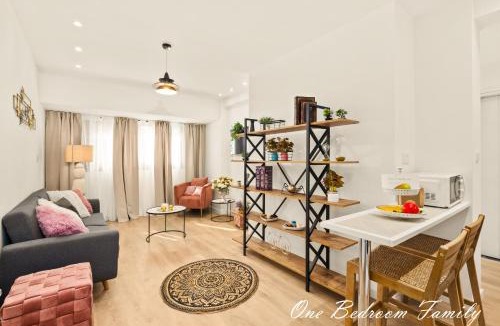 Larnaca City Centre Apartment | Lazuli Hermes Apartments