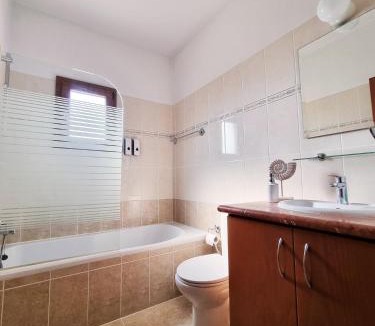 Koloni Villa | Shanti Paphos Holiday House