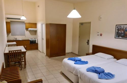 Ayia Napa Hotel | Nissiana Hotel & Bungalows