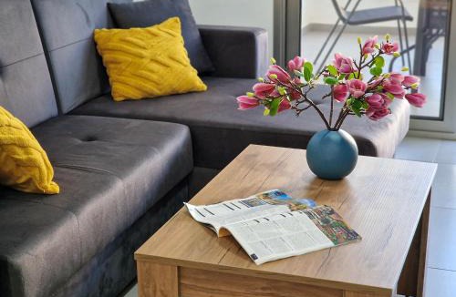 Larnaca City Centre Apartment | AirBnSea City Centre Side Sea view Apartments