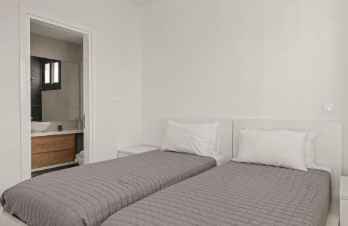 Softades Villa | Serenity Waves Villa 20