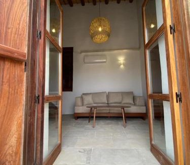 Kathikas Villa | SPITI Anastasia