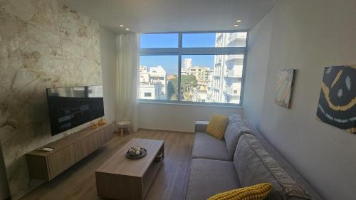 City Centre Apartment | STAY City Center Gem