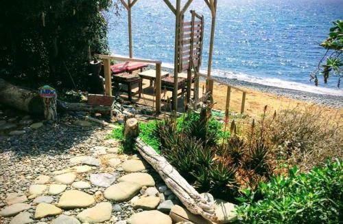 Pomos House | Shambala Beach House-where mountains meet the sea