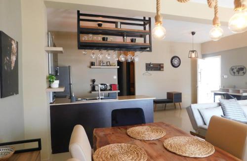 Tersefanou Apartment | Paramount Gardens Resorts C201