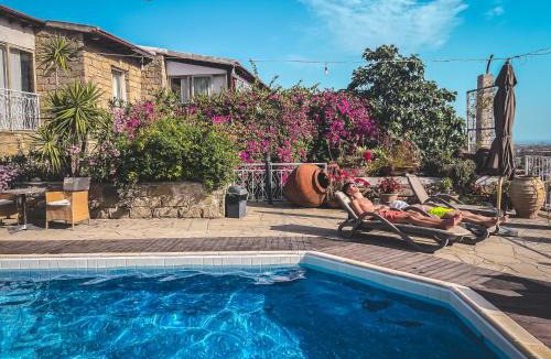 Tochni House | Cyprus Villages - Hotel & Restaurant - Central Location - Bed & Breakfast With Access To Pool And Stunning Views