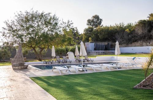 Cape Greko Villa | Konnos Villa 1 - Quiet - Privacy - High Hill Seaviews - SaltWater Heated Pool