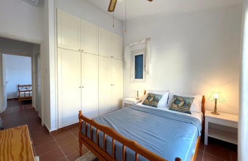 Chlorakas Villa | Mediterranean Cottage, Sea View, Great Location