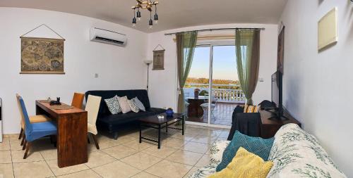 Kissonerga Apartment | Golden Sunset Apartment