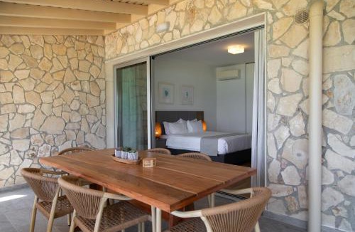 Agios Theodoros Apartment | Elya Beach Luxury Suites