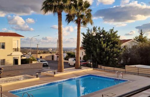 Peyia Town House | Pretty Peyia Cottages