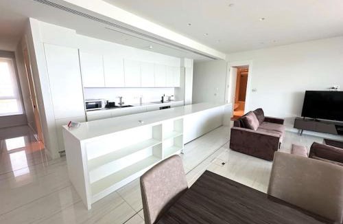 Germasogeia Apartment | Del Mar Beachfront 3 Bedroom 'A' Residence