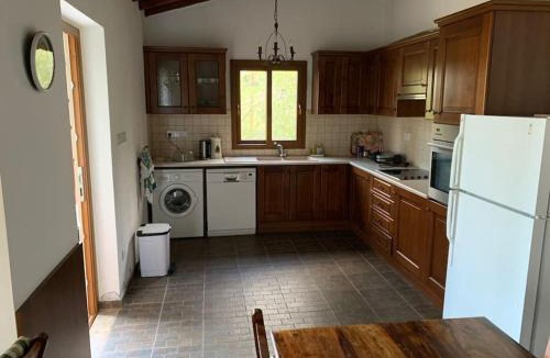 Vasa Koilaniou House | Mountain View! Cosy life