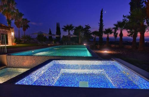 Polis Villa | Incredible Large Villa In Paphos sleeps 14 Children Pool, Jacuzzi, Huge Garden