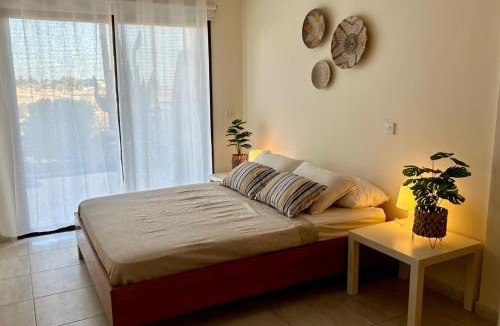 Timi Apartment | Marlen's Place near Paphos Airport