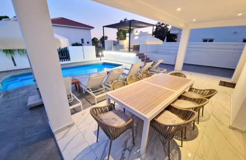 Ayia Napa Villa | Sunshine Villa Ayia Napa