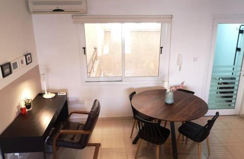 Larnaca City Centre Apartment | Yippee! at Ermou Square Amazing Location View
