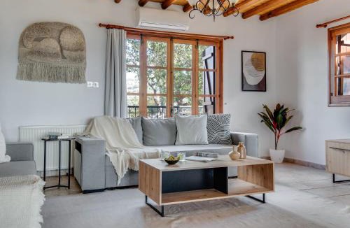 Peristerona Villa | Sea-View Retreat - Villas with Private Pools